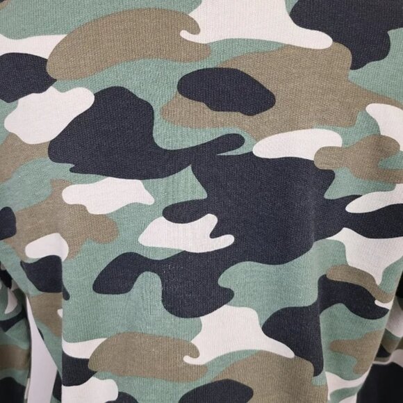 H&M Green Black and Cream Camo Printed Cropped Sweatshirt XS - Picture 4 of 16